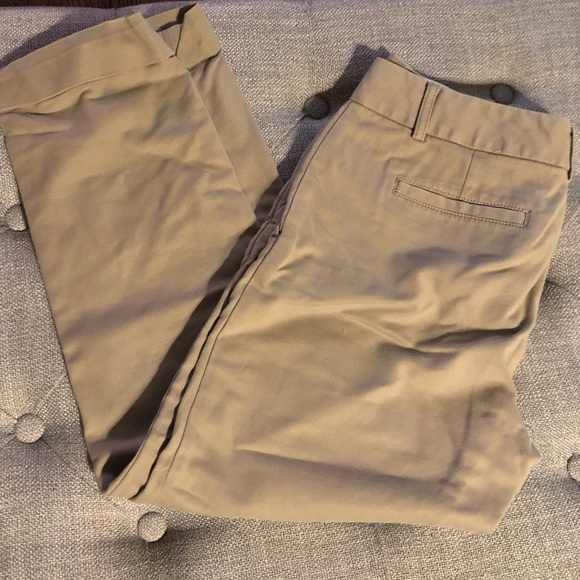 Banana Republic Capris - Picture 2 of 3